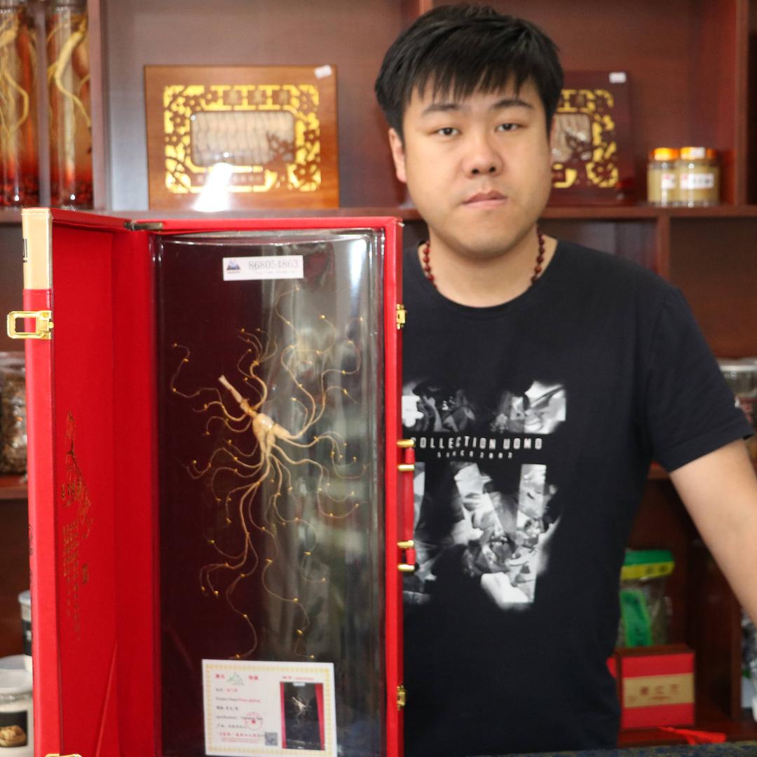 一眼望三国的脸哥