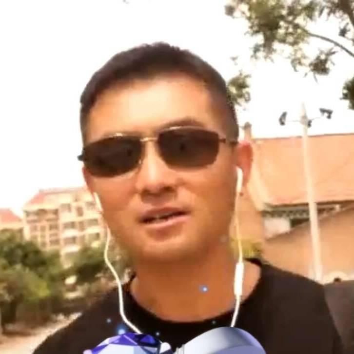 “跟谁俩呢”