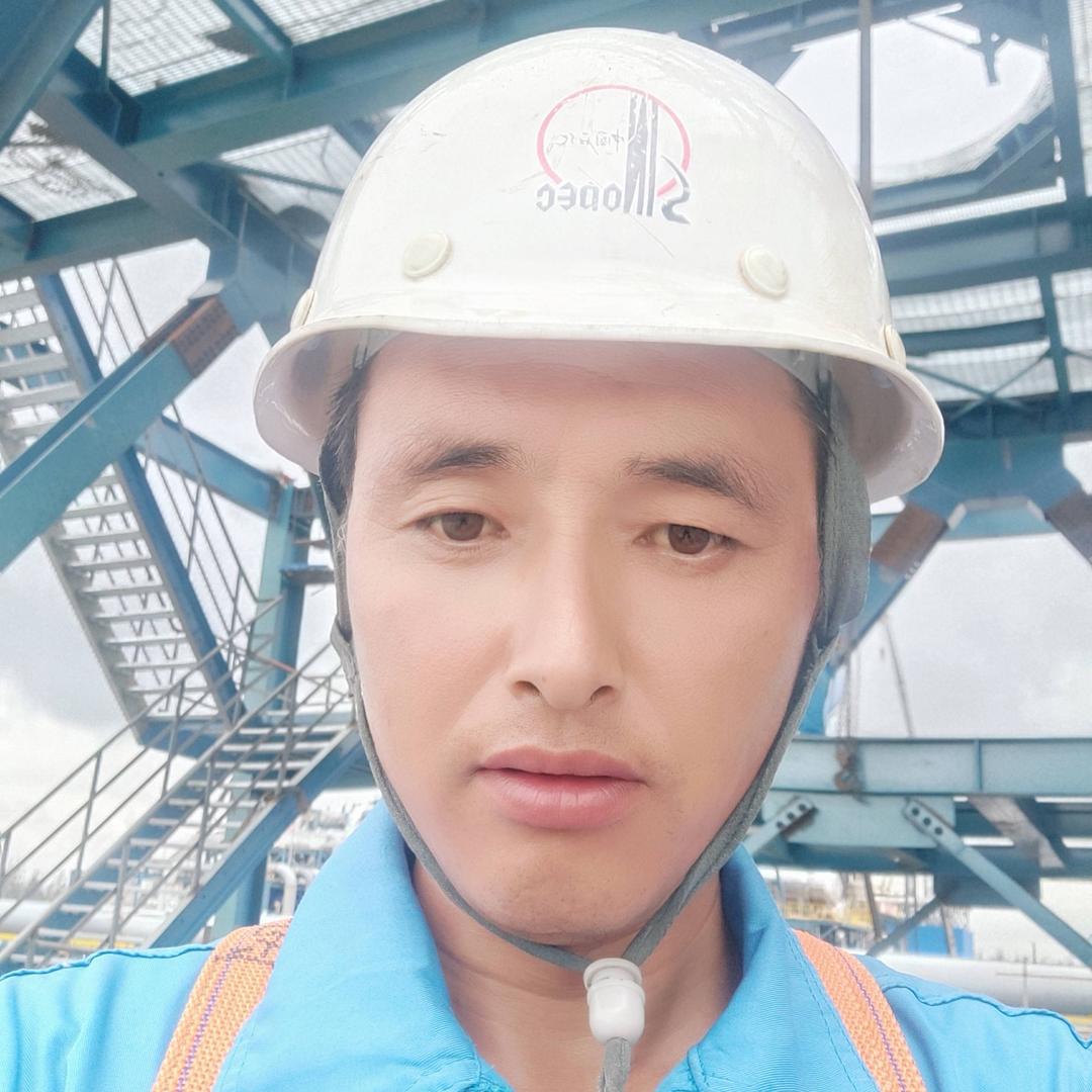 秦旗宏