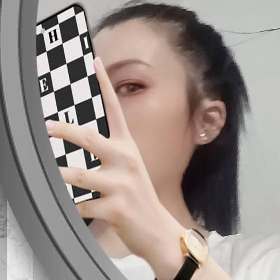 👒️叶子👒️