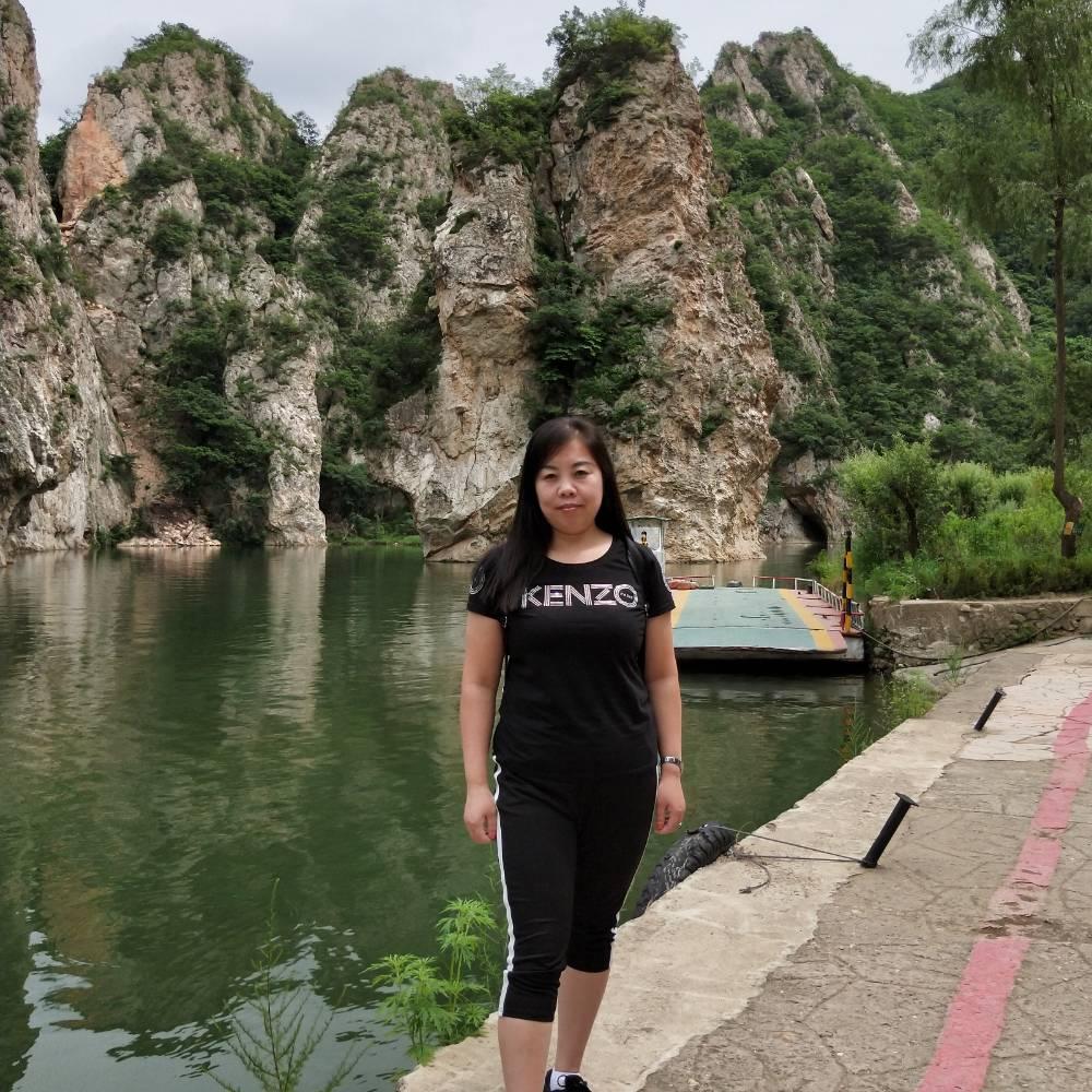 靓依人女装