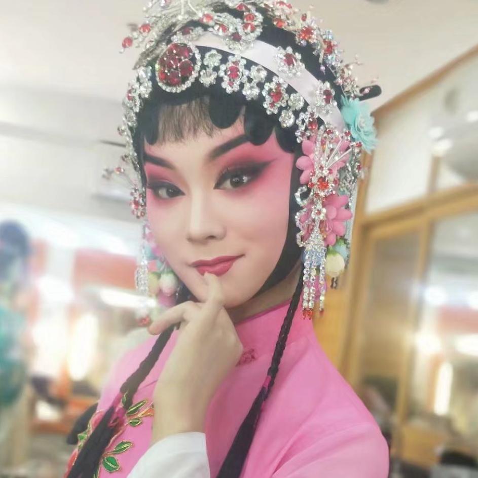 小宇🌻.演员🎤