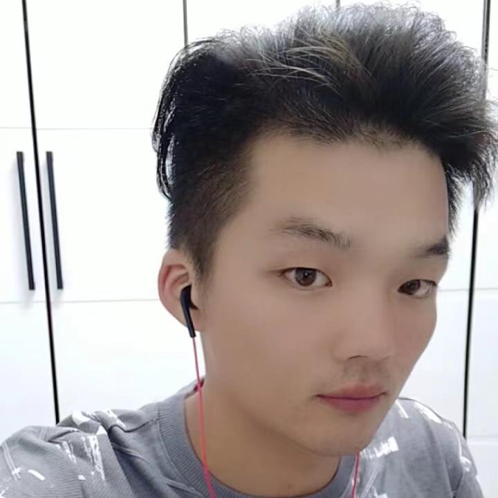 搞笑小刘吖