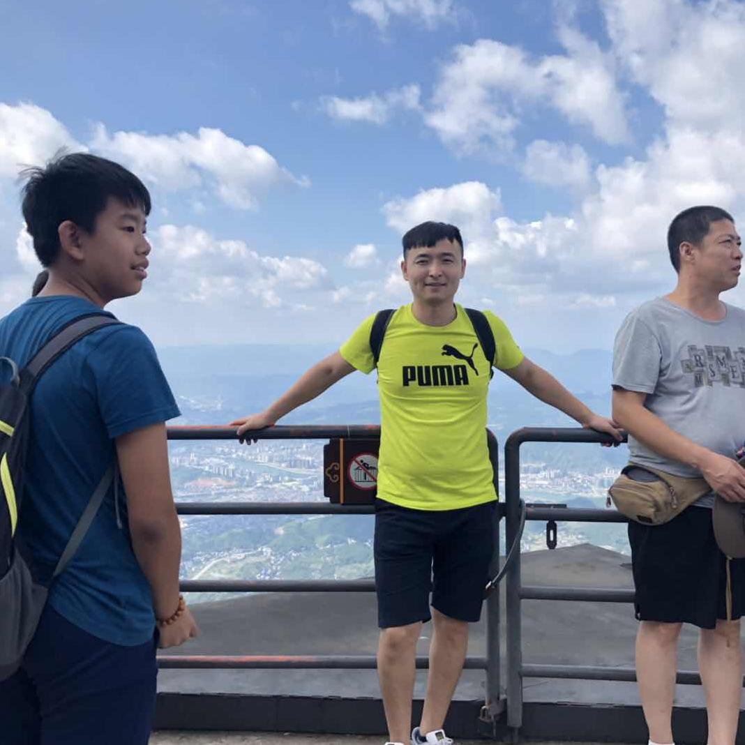 利辛人在香港🇨🇳🇭🇰： 张雪刚