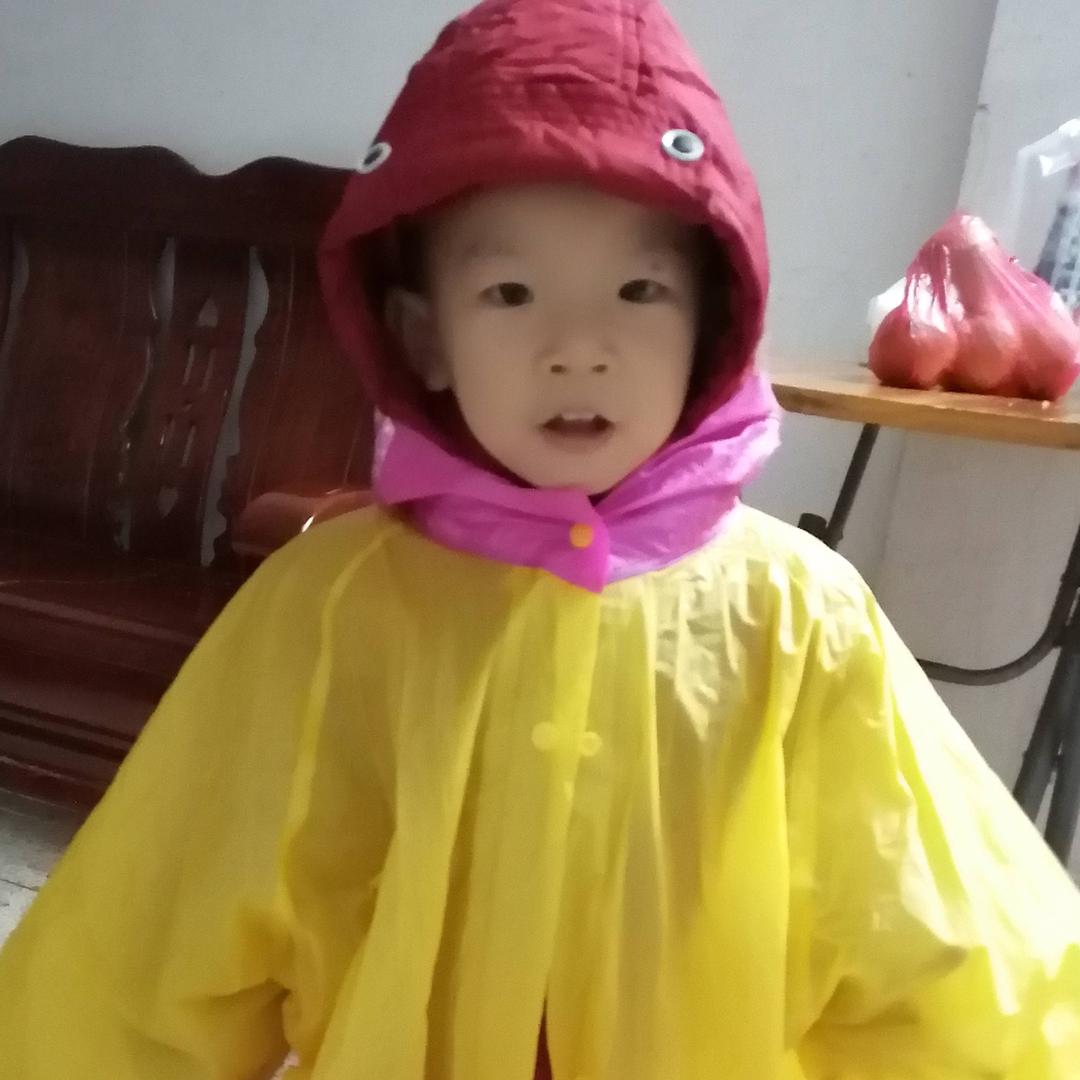 两个孙子奶奶。梁姐