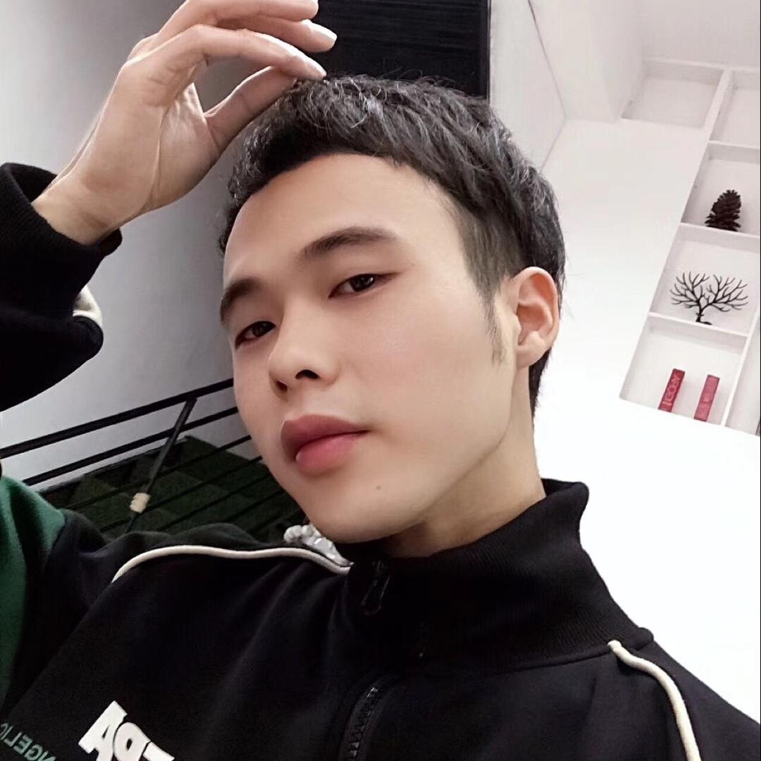 梅州严浩-发型设计