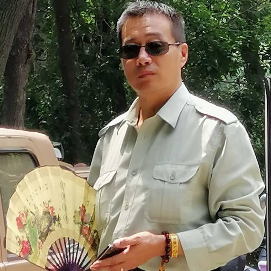 泉水叮咚慢慢流