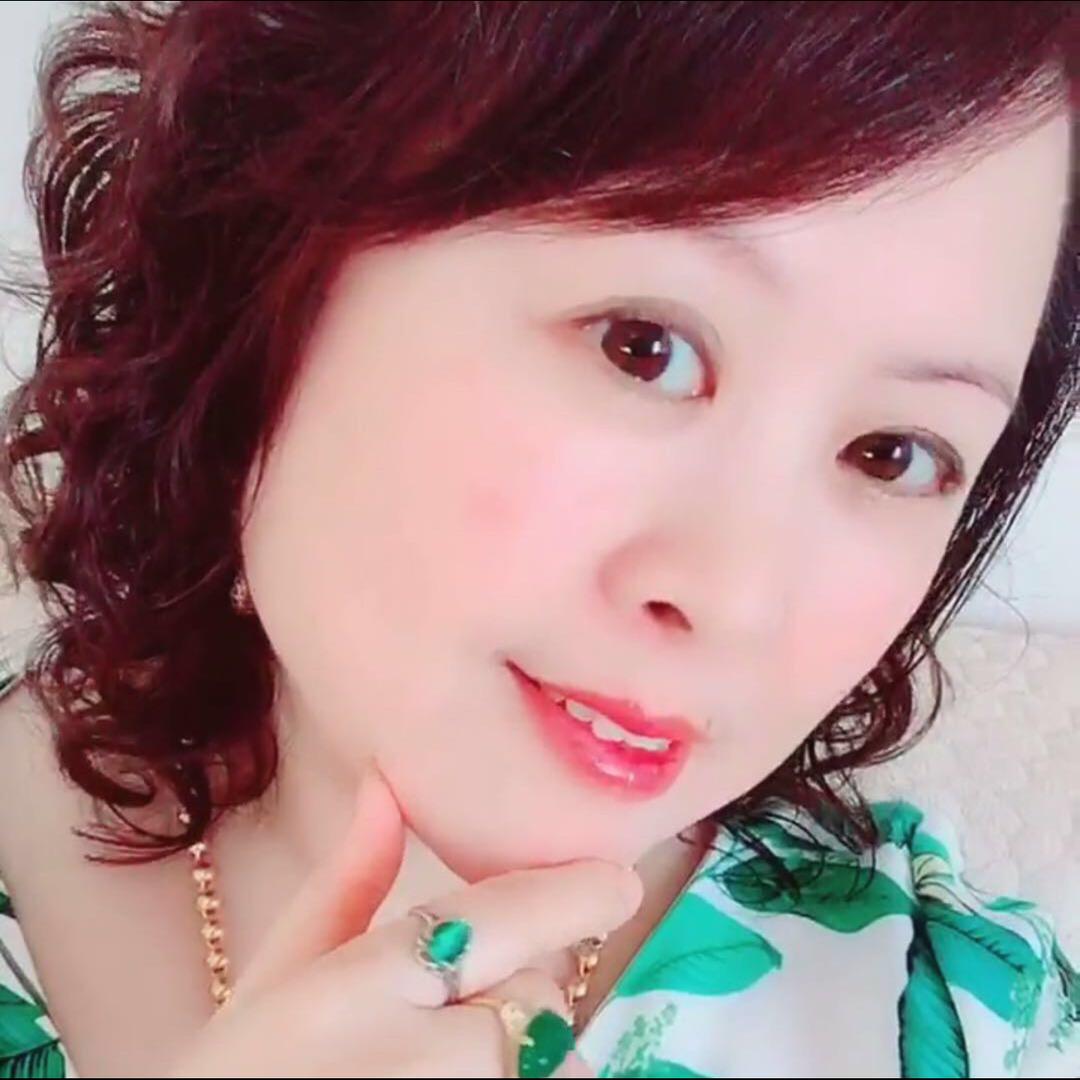 凤冠霞帔
