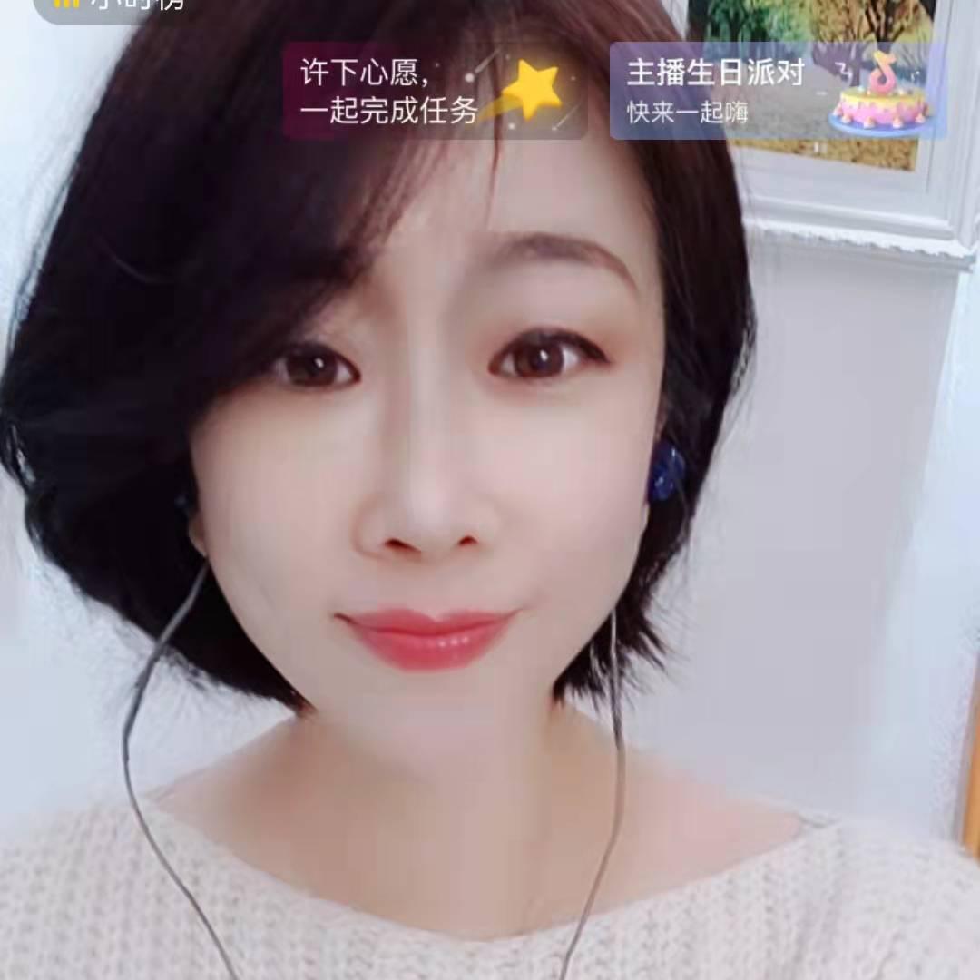 小书女✨