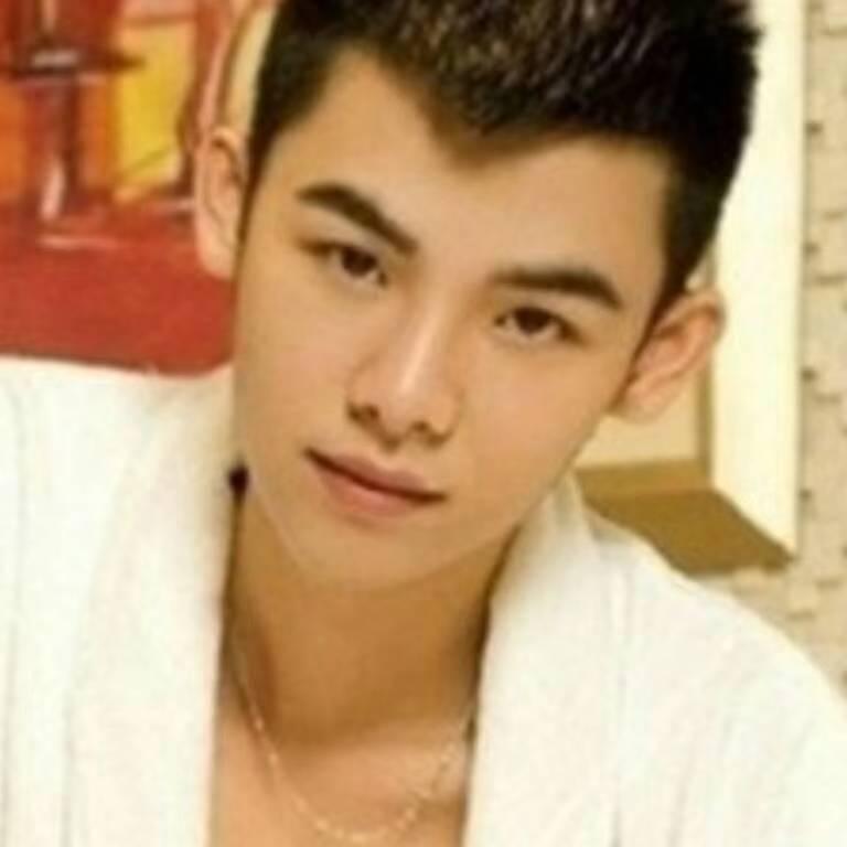 不够优秀。