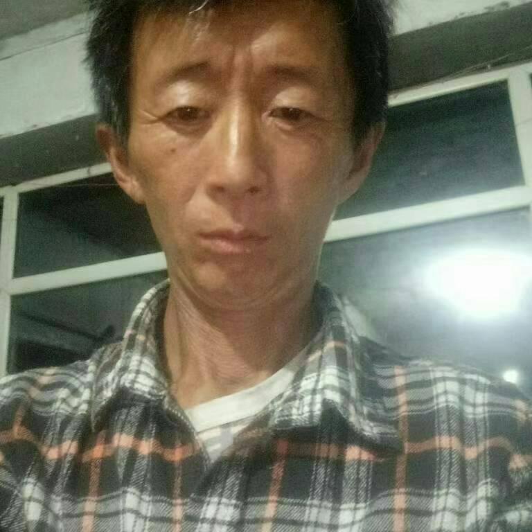 溪水
