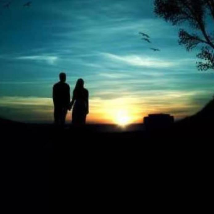 春爱，夏玖，秋悦冬