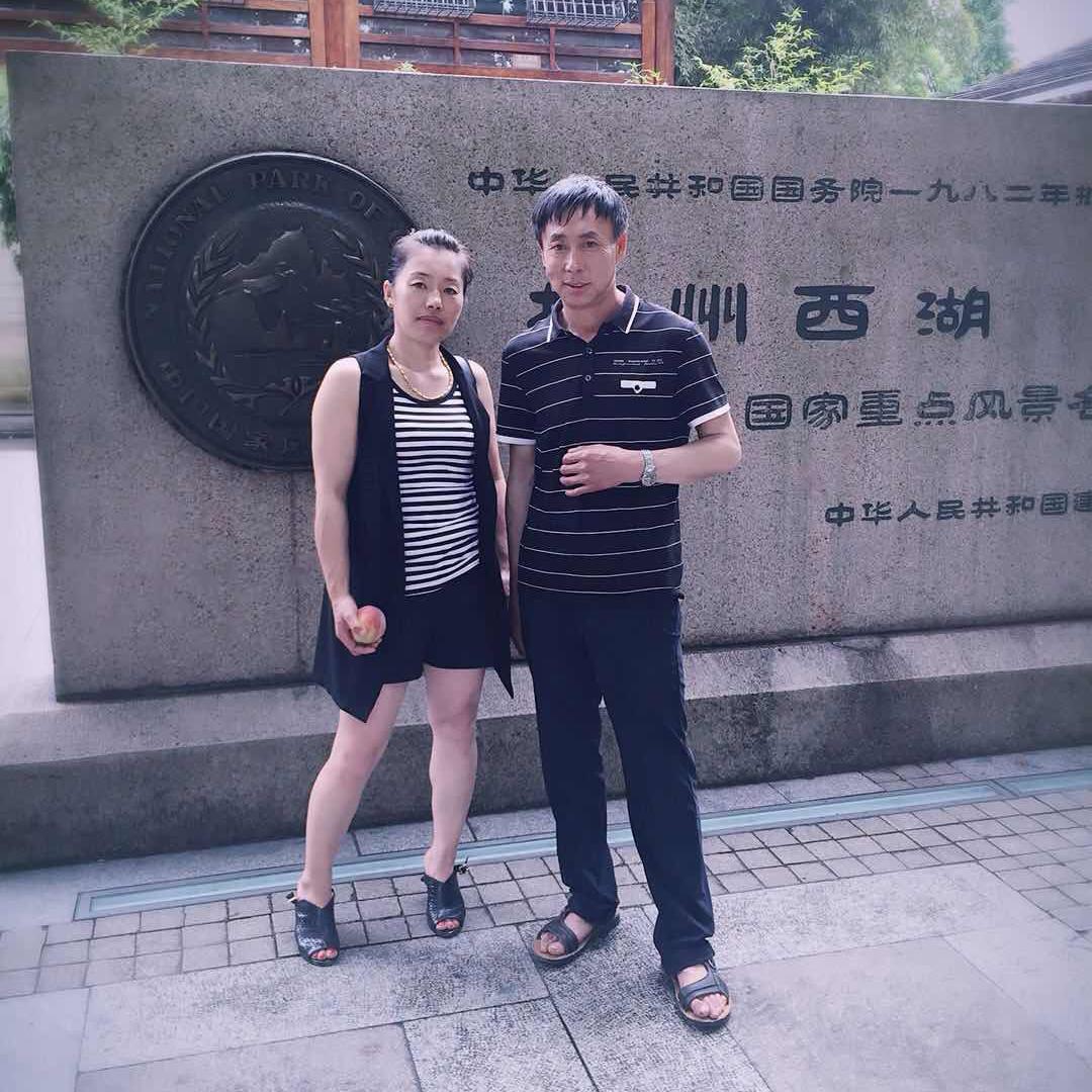 黎明前的曙光dmex