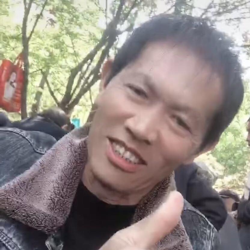 用户18728072