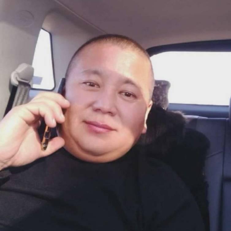 村支书的一亩良田酸菜厂