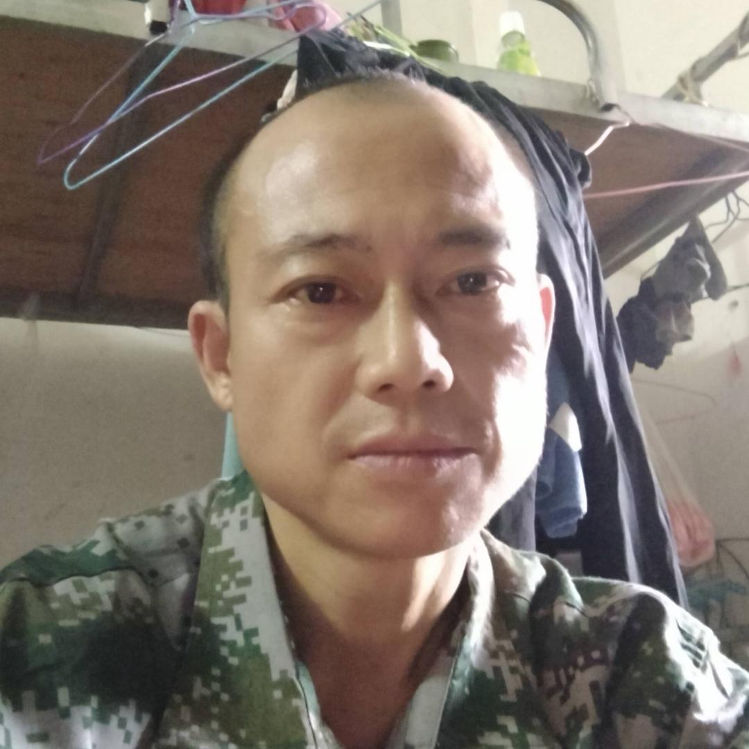 陆小江