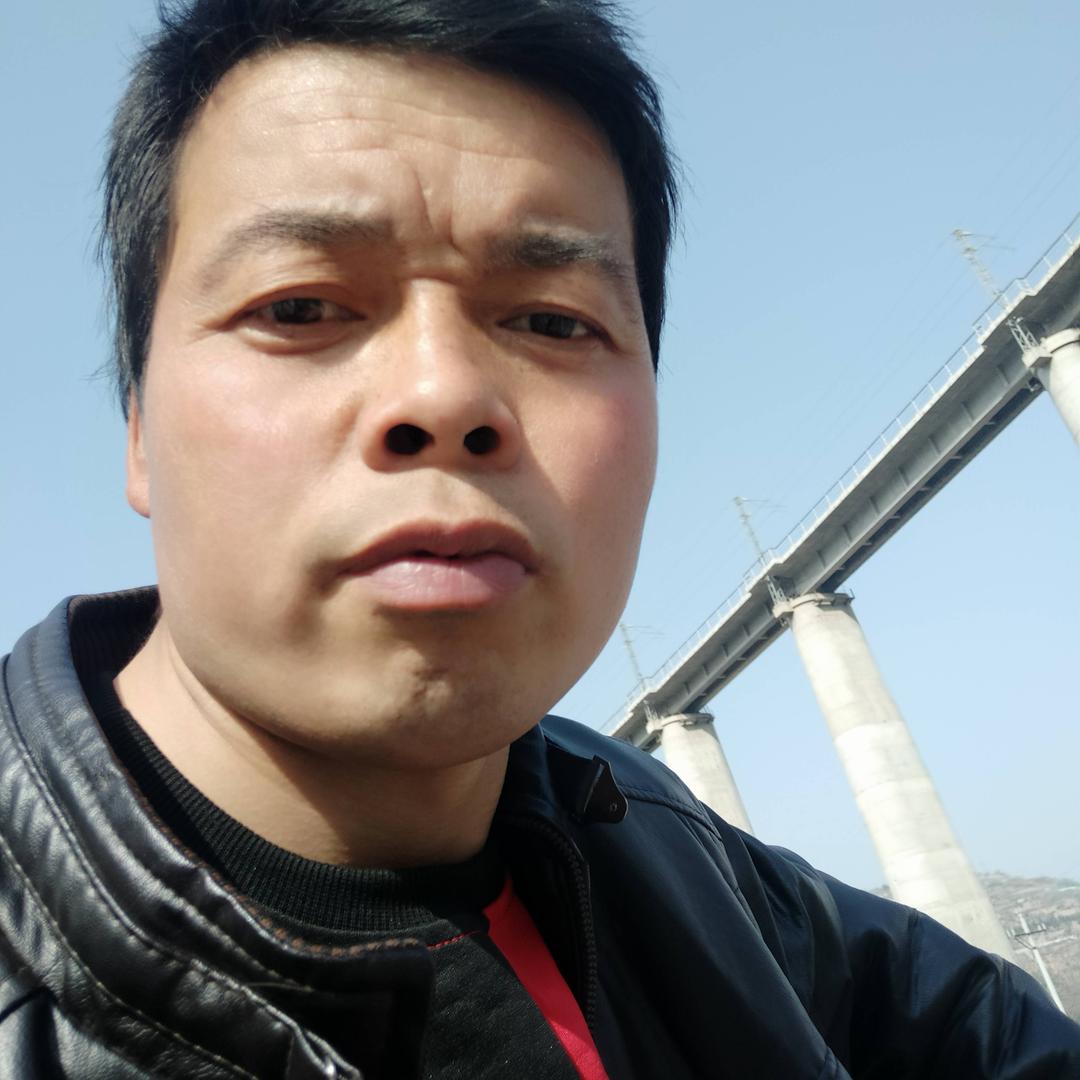 摆摊单身小海