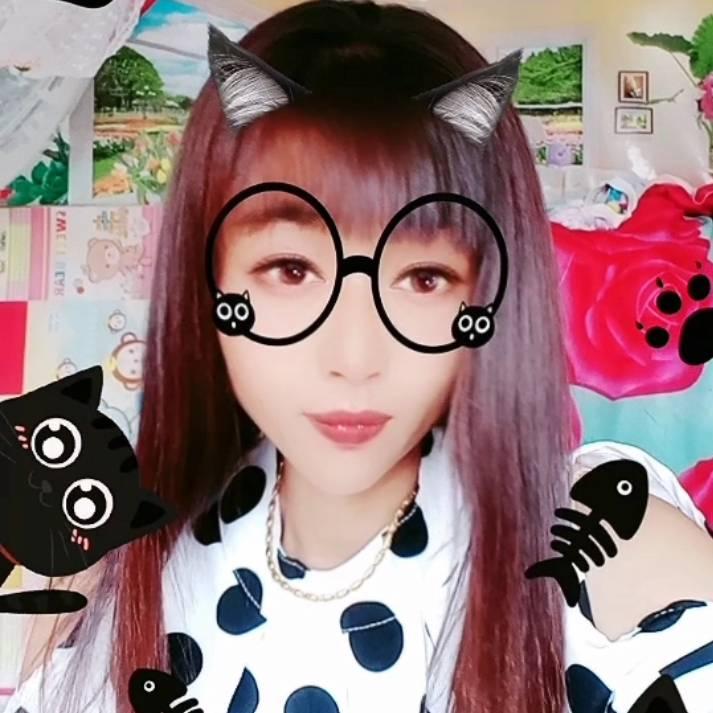 我家有个✨乖乖女