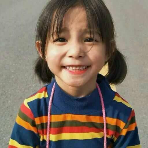 周女士（）……