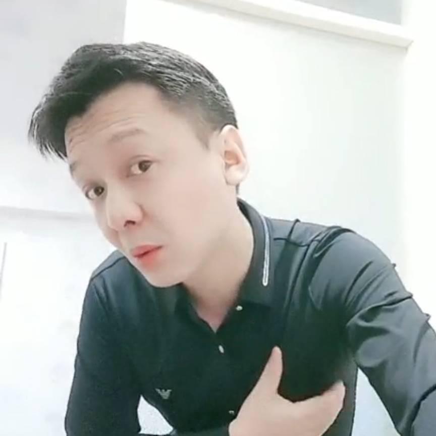 面具的背后😄