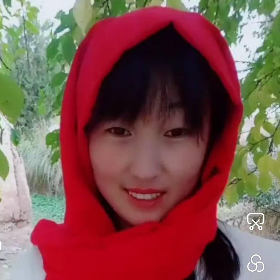 一双小眼睛