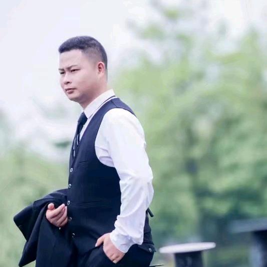 加华门窗快乐祥哥