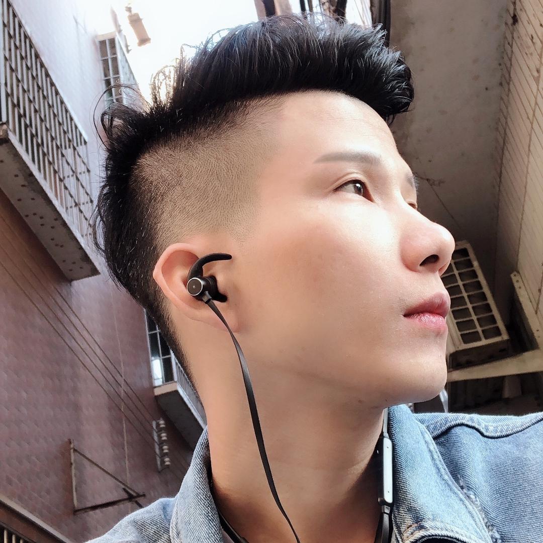 慕歌.