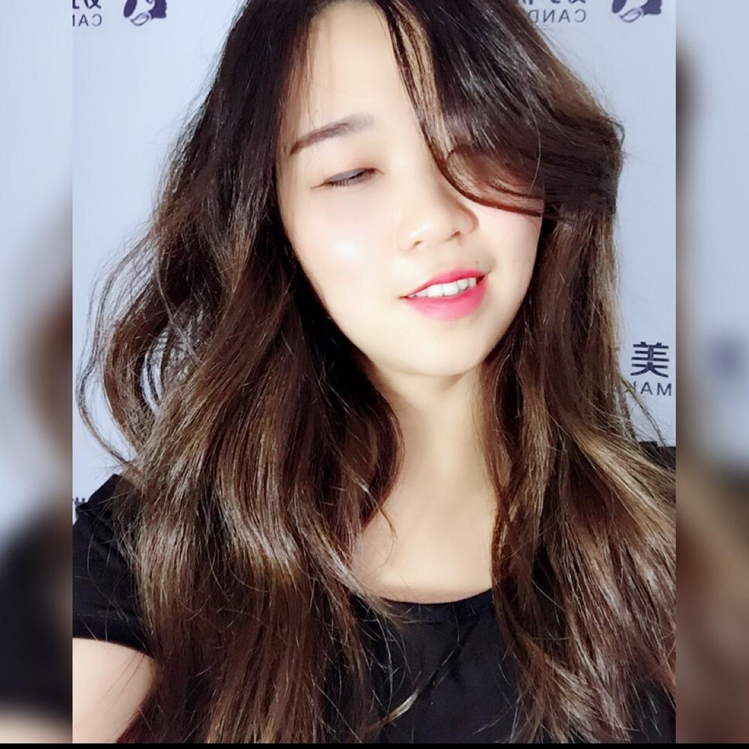 肿眼泡的奶糖