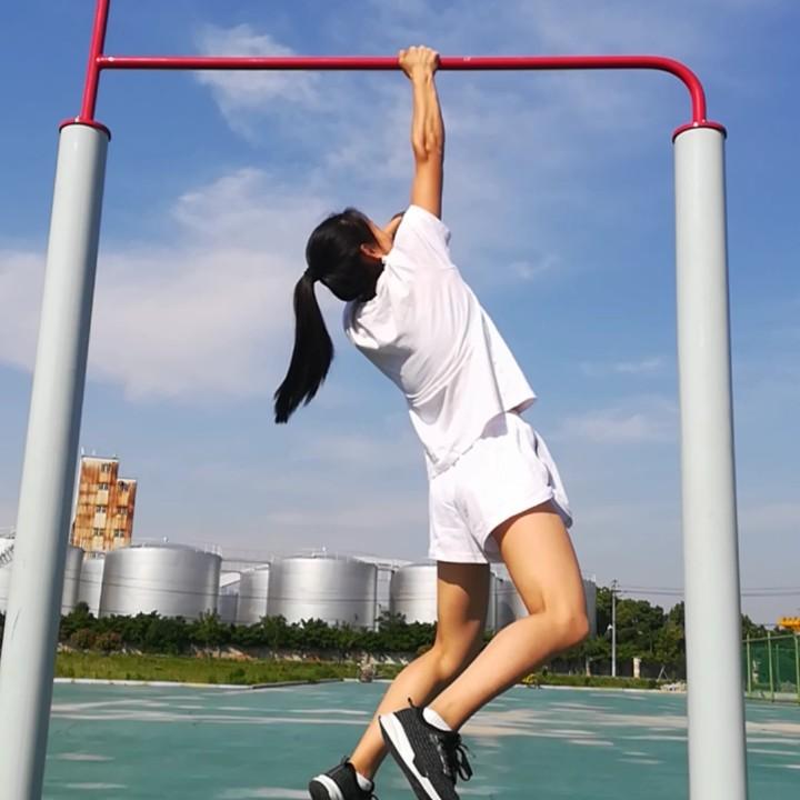 街健腿毛