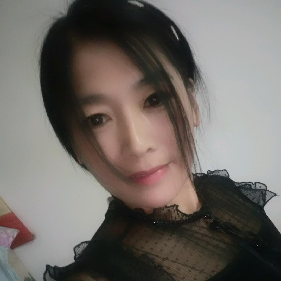 铭蔓