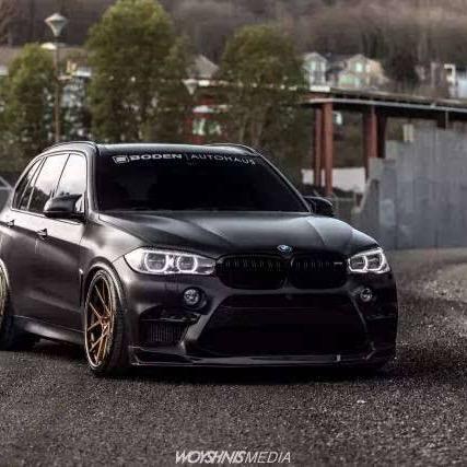 鑫飞步潮流运动鞋店