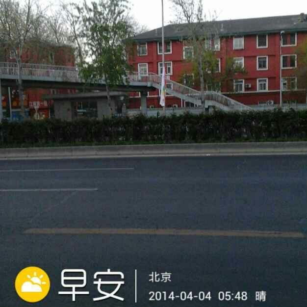 晨  曦