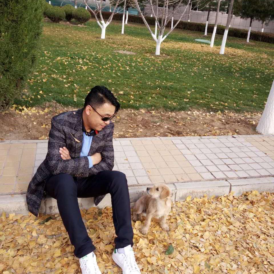 路在脚下、心在远方