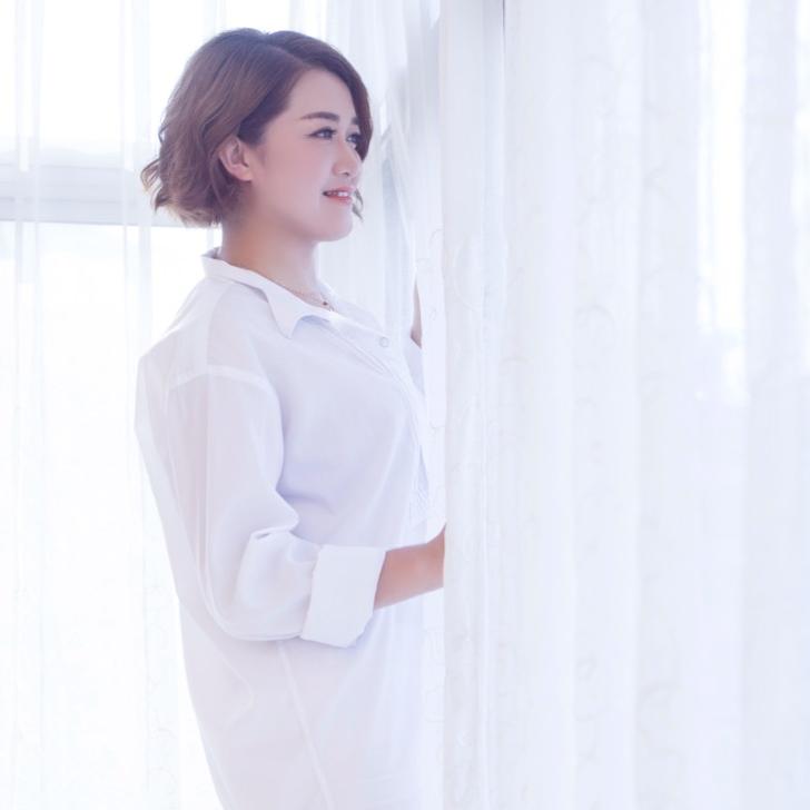 贵阳利亚龙吊顶，风和日丽瓷砖