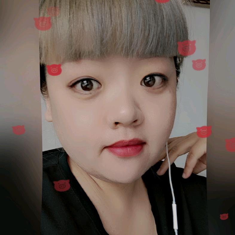 王雅雯👑