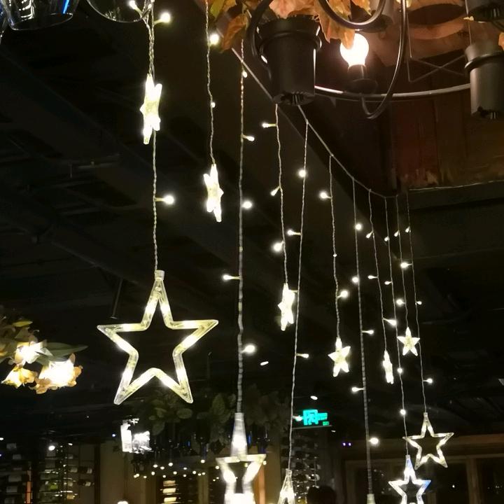 默、