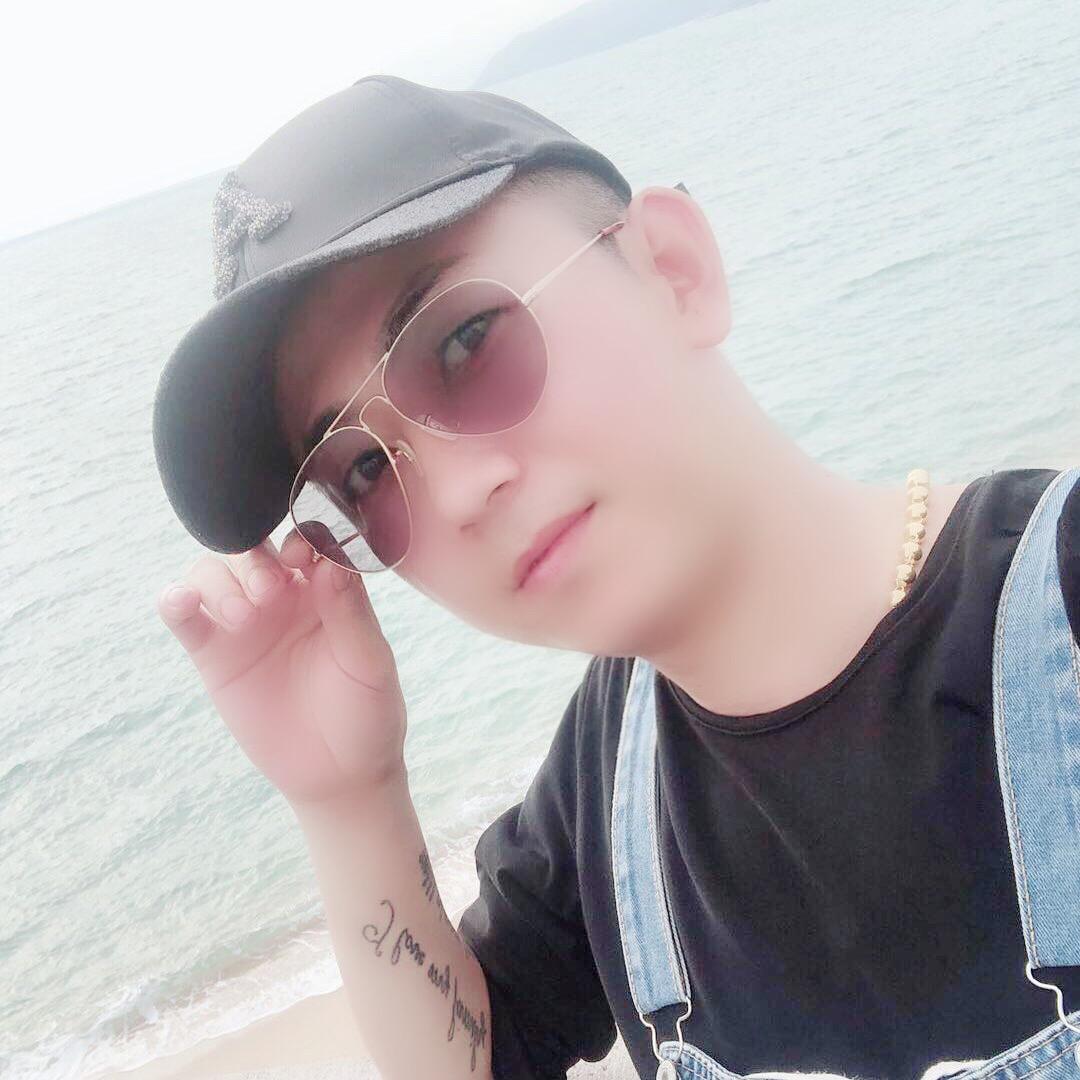 hui   yi  团队🇨🇳创始人