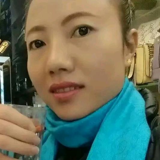 4个孩子的妈妈愿越来越好