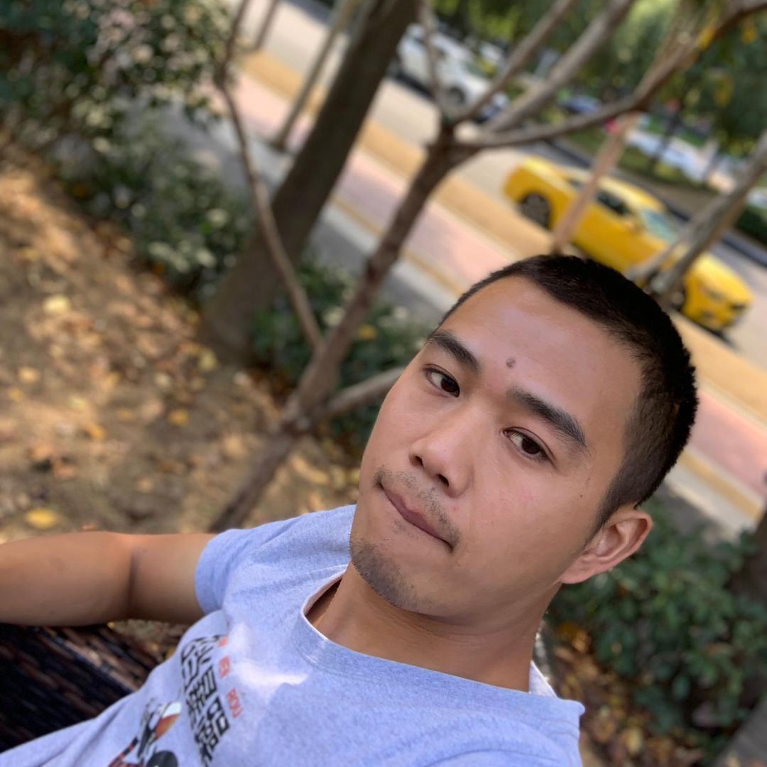 阿草带你吃喝玩乐