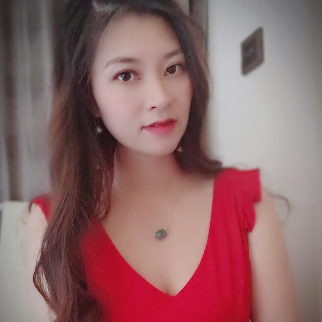 椰林山海鲜坊婚礼策划师周周