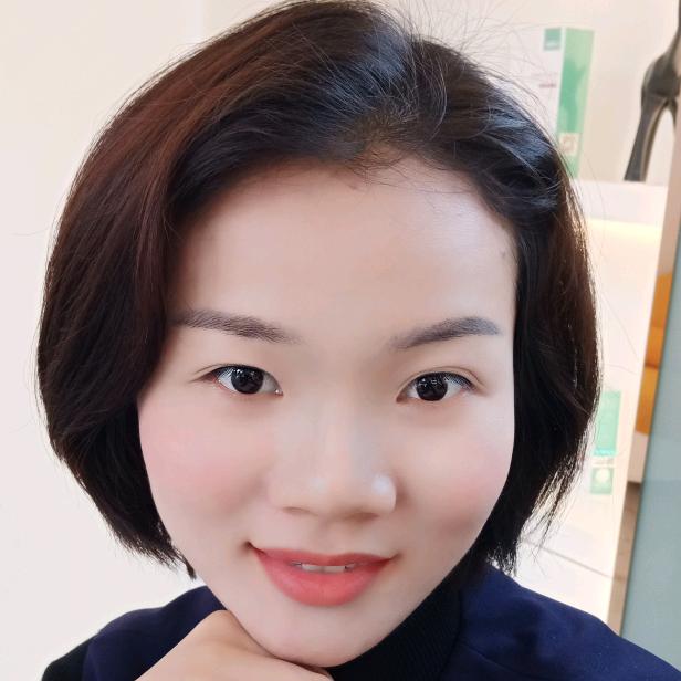 爱吃榴莲的小姐姐