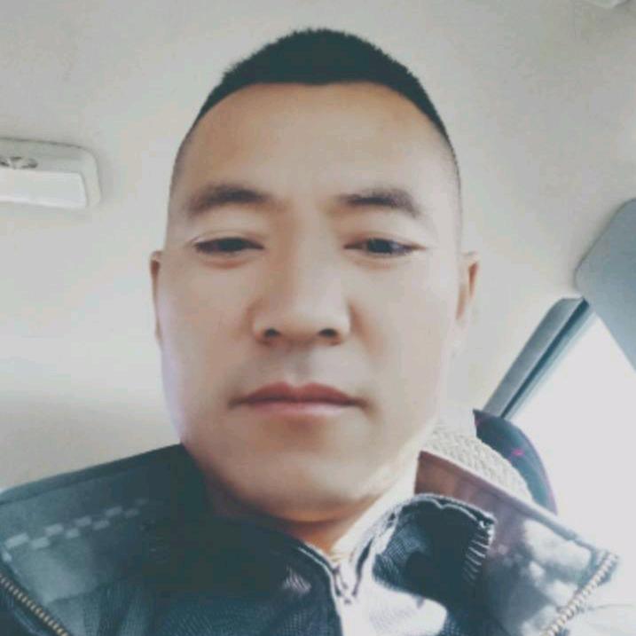 大龙驾校总校教练赵臣