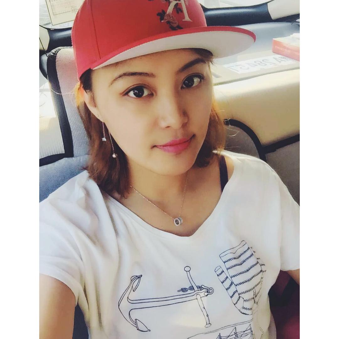 曹伟华