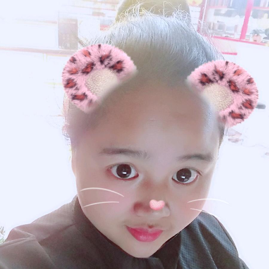 贝佳怡