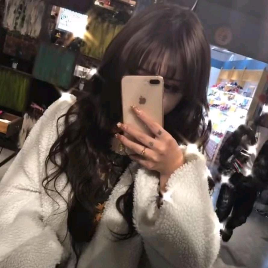 👉午夜里的布娃娃~_~