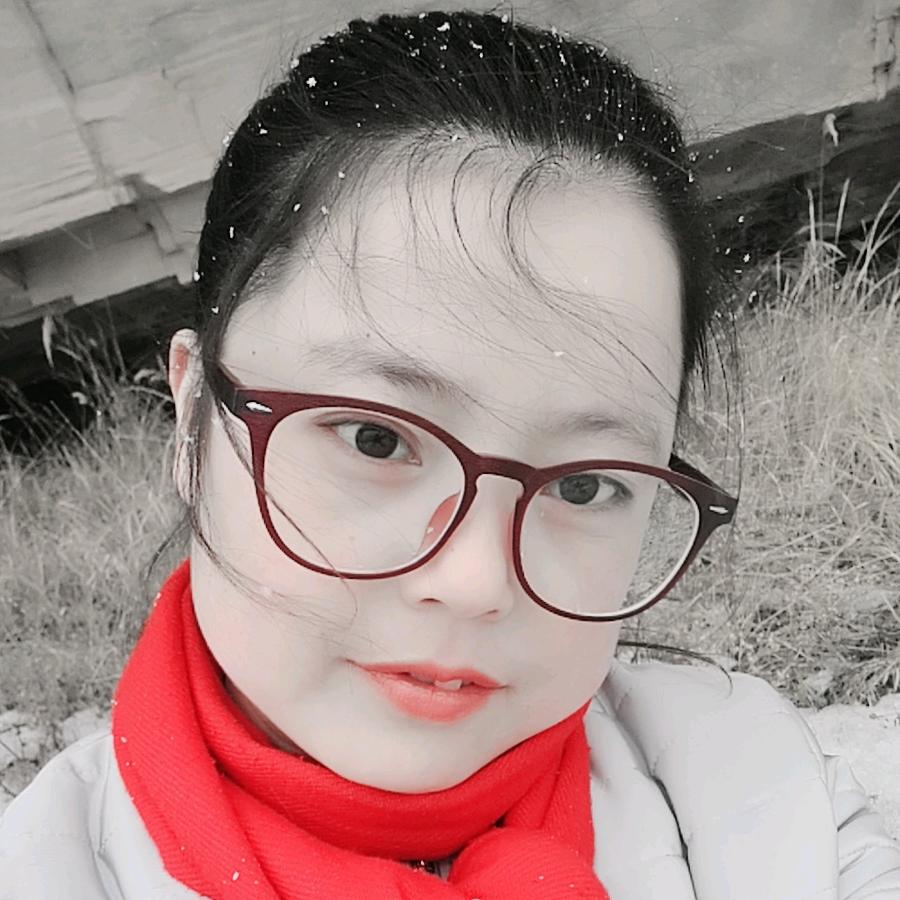 宁宁睡醒了