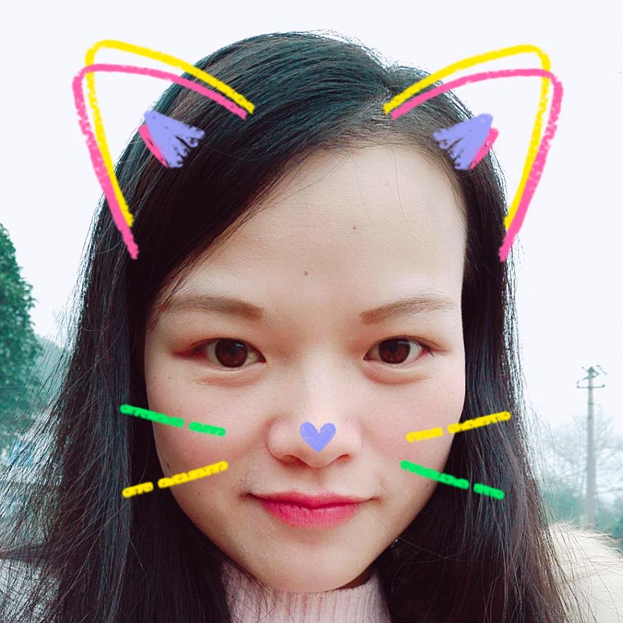 阳光下的小仙女