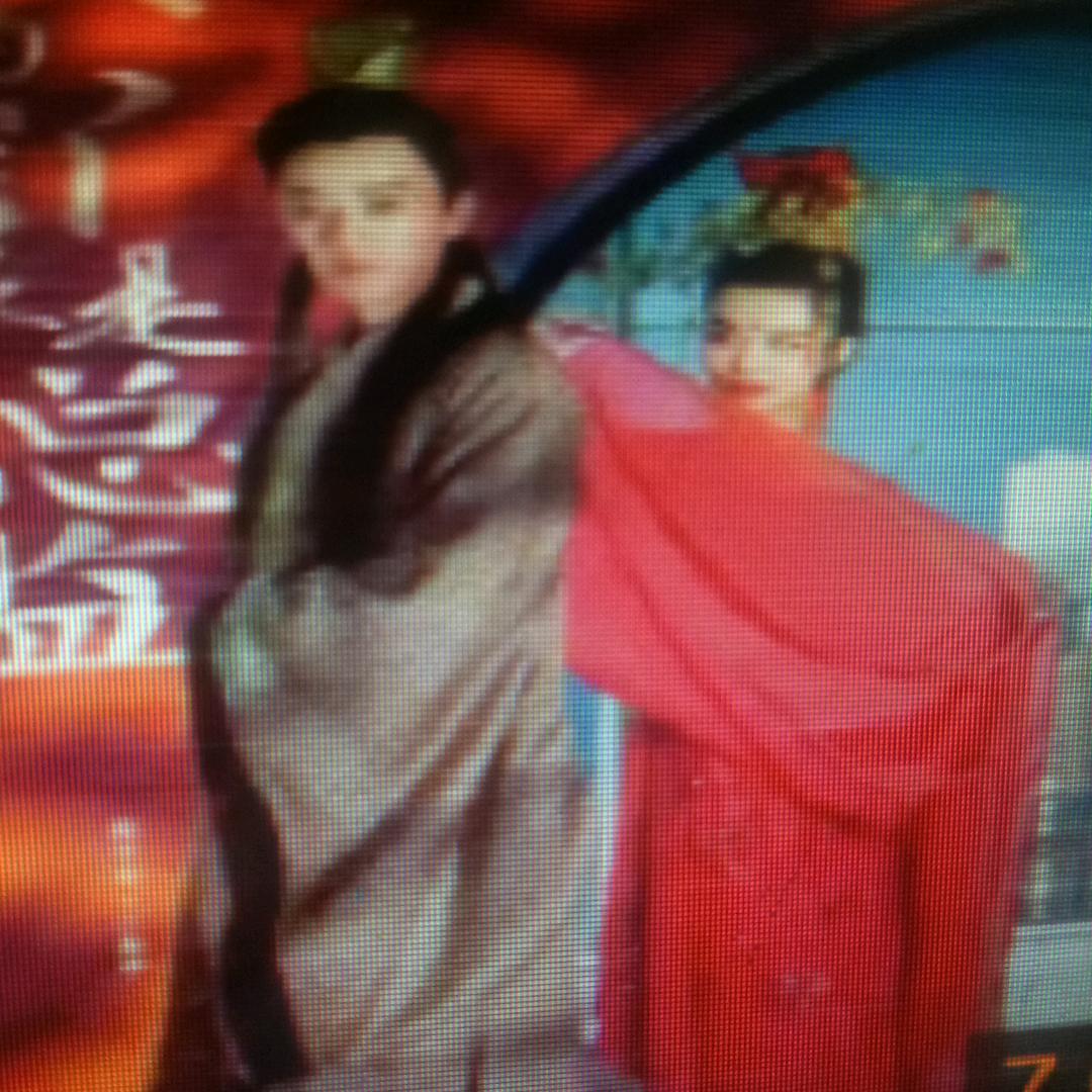 喜欢你～(๑• . •๑)