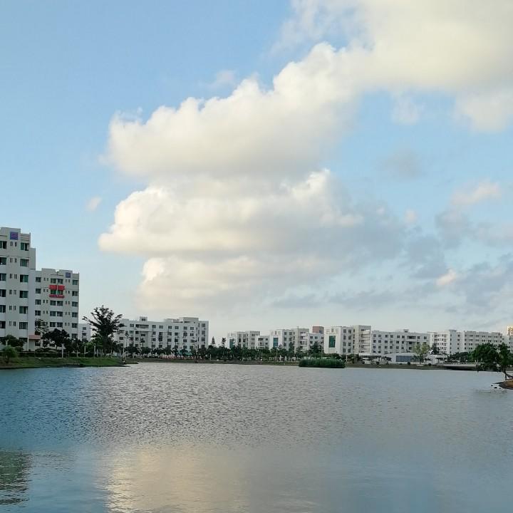 一灯如豆的守候