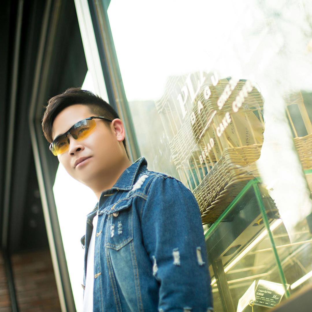 王先森 不忘初心